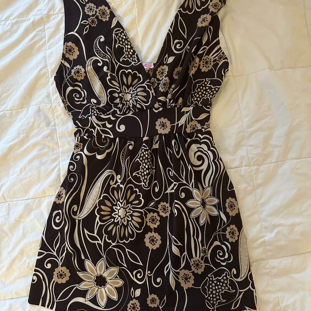 Y2K Floral Black and Cream Top🤎